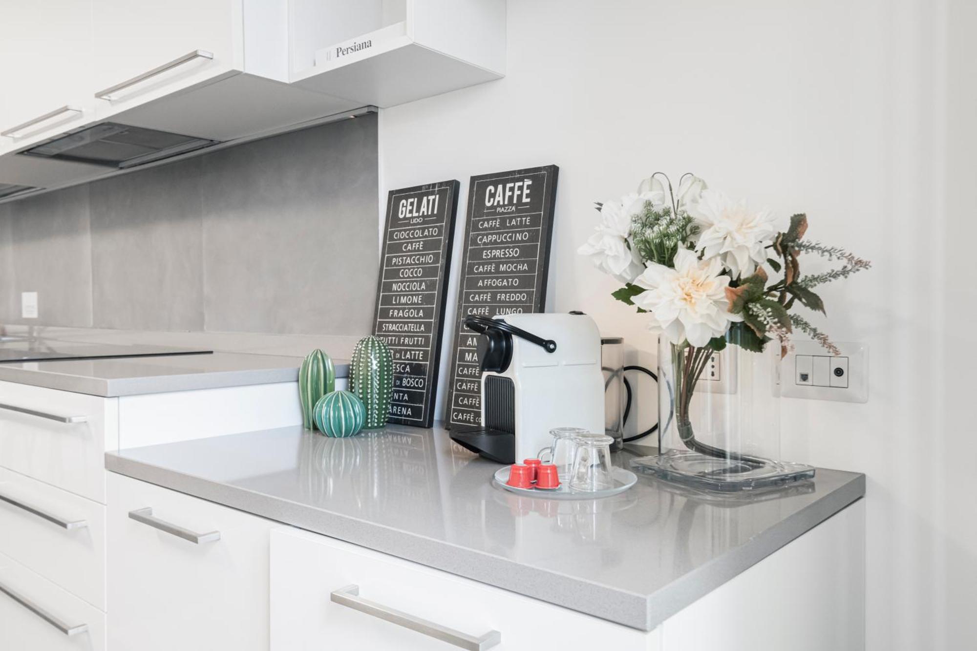 Beautiful Flat Fully Furnished In P.Ta Romana Milan Luaran gambar